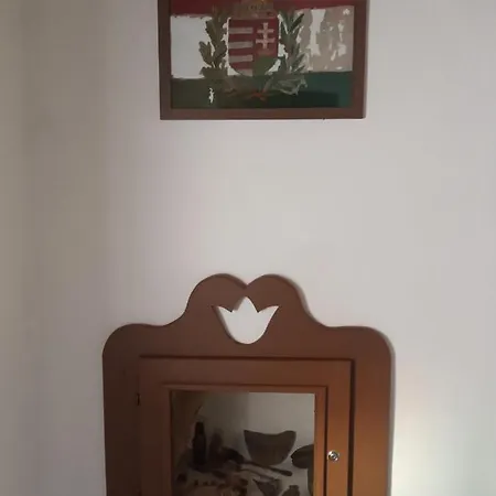 Kiscsermely Vendeghaz *