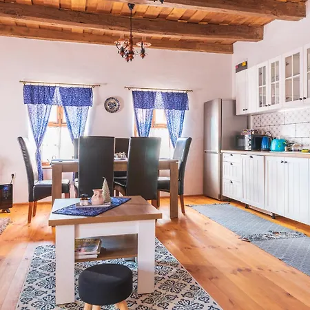 Kiscsermely Vendeghaz Jósvafő